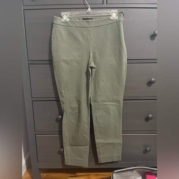 MUST GO Talbots Chatham Ankle in Green Size 4P - Picture 2 of 11